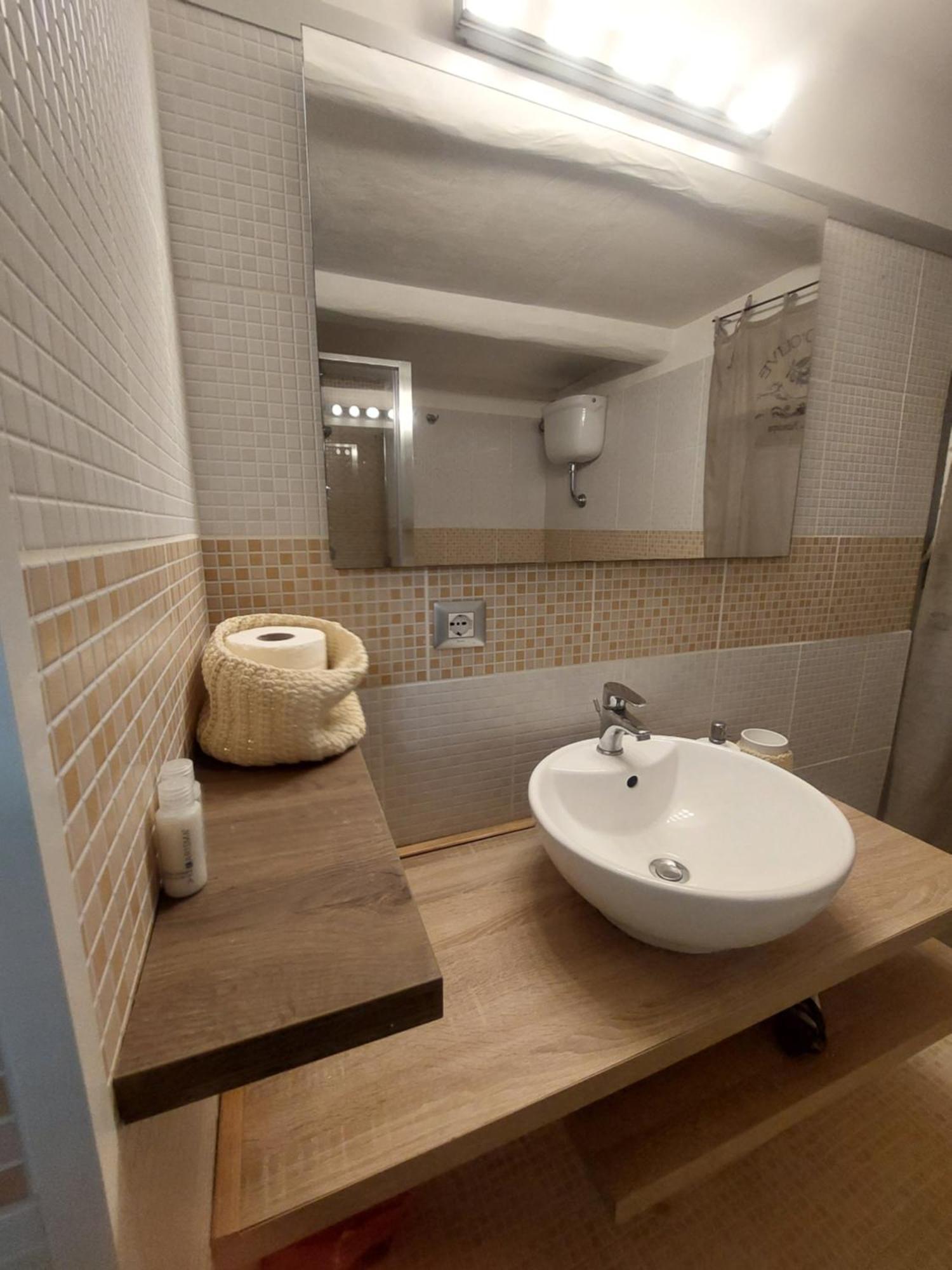 Be Blu Apartment *